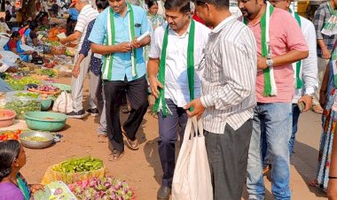ಕಾಂಗ್ರೆಸ್‌ನಿoದ ಕೇವಲ ಜನರ ಮರುಳು, ರೈತರ ಸಾಲಮನ್ನಾ ಮಾಡಿದ್ದು ಎಚ್‌ಡಿಕೆ: ಡಾ.ದೇವರಾಜ ಪಾಟೀಲ 