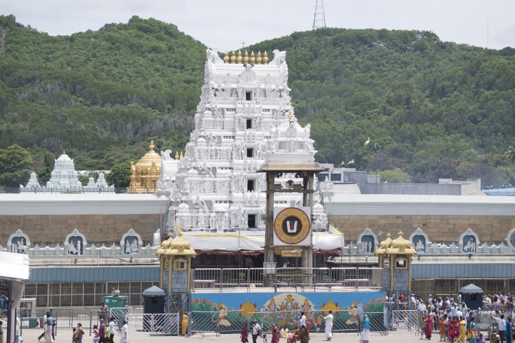 ತಿರುಪತಿ ಲಡ್ಡು ಪಡೆಯೋದಕ್ಕೂ ಆಧಾರ ಕಡ್ಡಾಯ