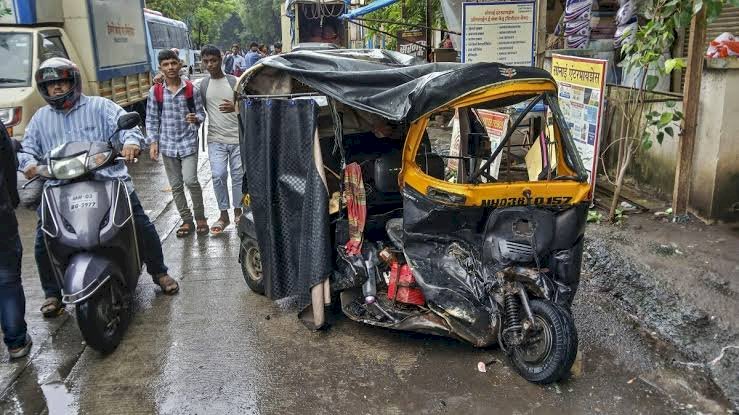 ಟಂಟಂ ಪಲ್ಟಿ ಮಹಿಳೆ ಸಾವು.